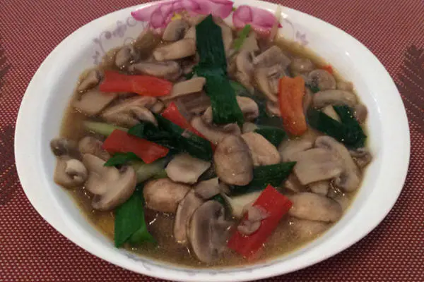 生抽蘑菇