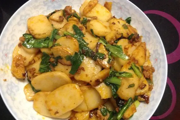 青菜肉末炒年糕