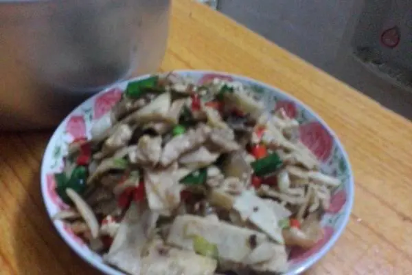 芋头炒肉