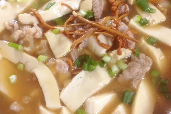 原创虫草花豆腐汤