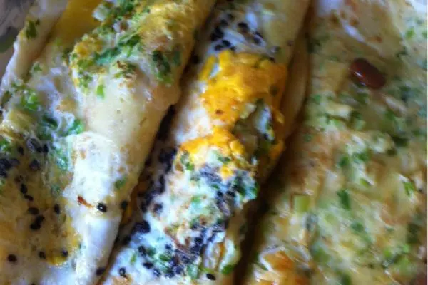 香葱芝麻鸡蛋饼