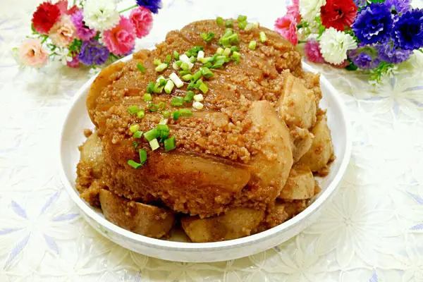 香芋粉蒸肉