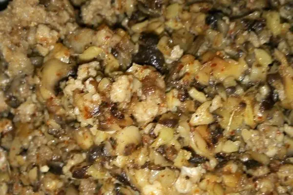 香菇瘦肉臊子
