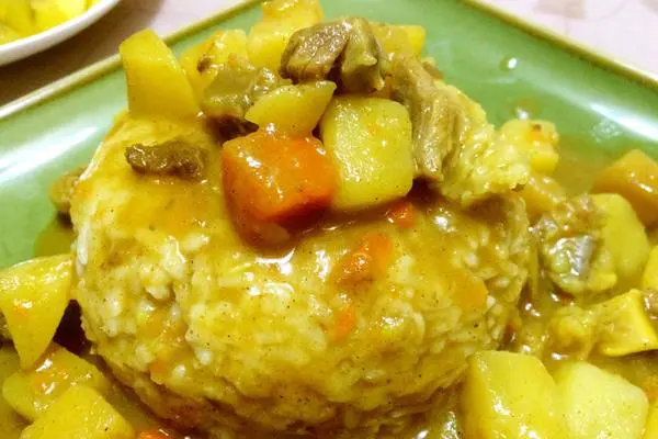牛肉咖喱饭