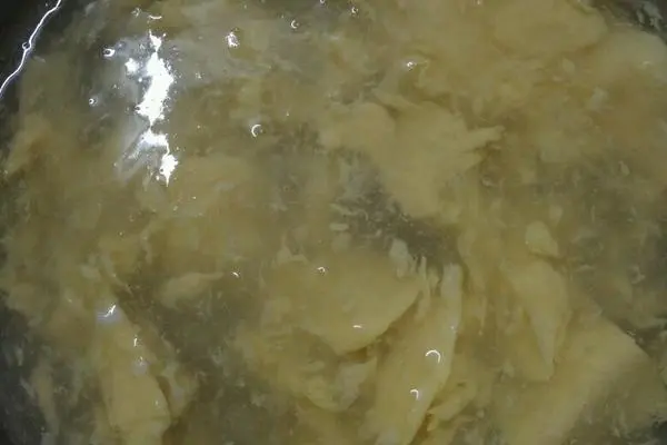 葛根粉鸡蛋羹