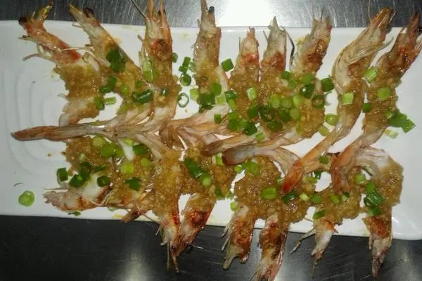 烤蒜蓉开边虾