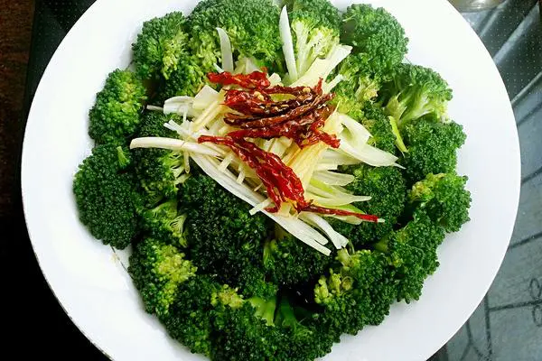 白灼西兰花