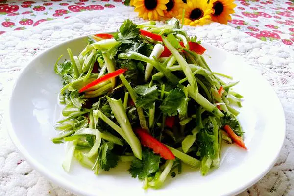 凉拌老虎菜