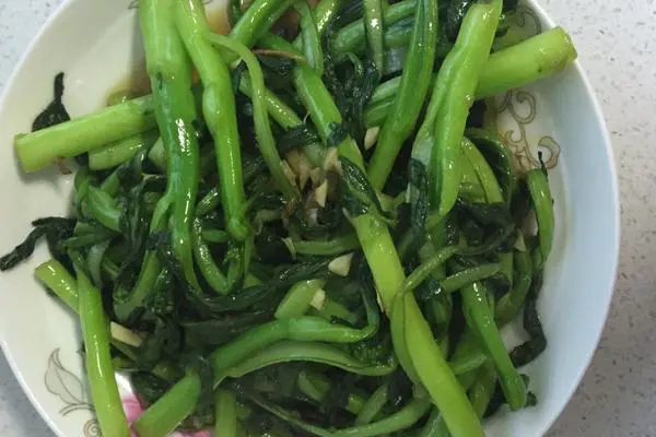 素炒菜心