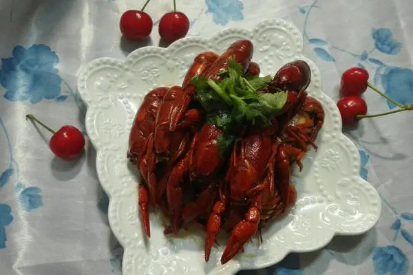 红烧小龙虾