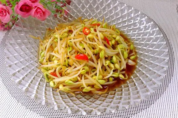 炒黄豆芽