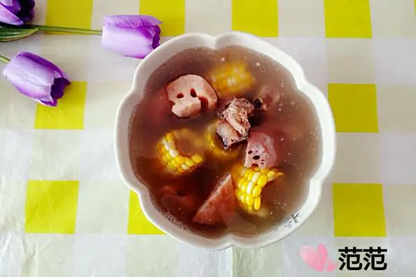 玉米莲藕排骨汤