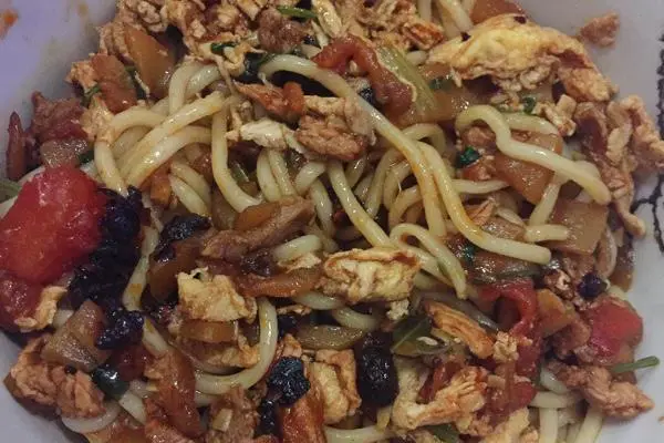 西红柿鸡蛋肉丝面