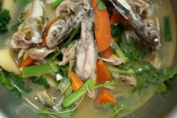 酸汤黄骨鱼