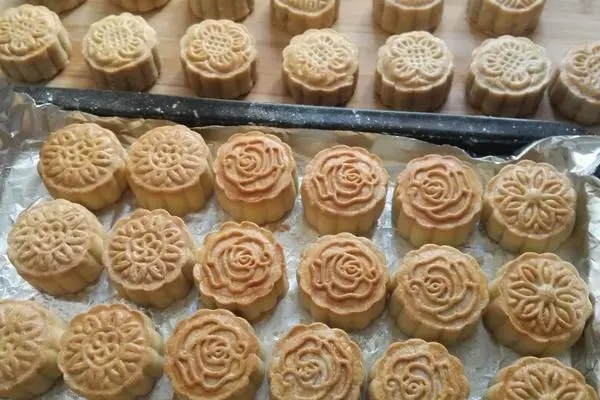 传统月饼