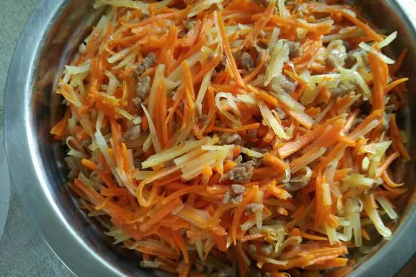 炒三丝（肉丝 土豆丝 胡萝卜丝）