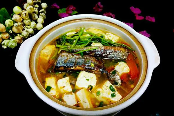 家常豆腐鱼