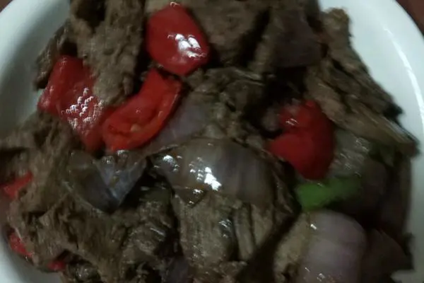 洋葱辣椒炒牛肉