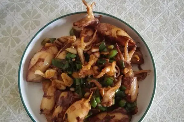 香爆小墨鱼