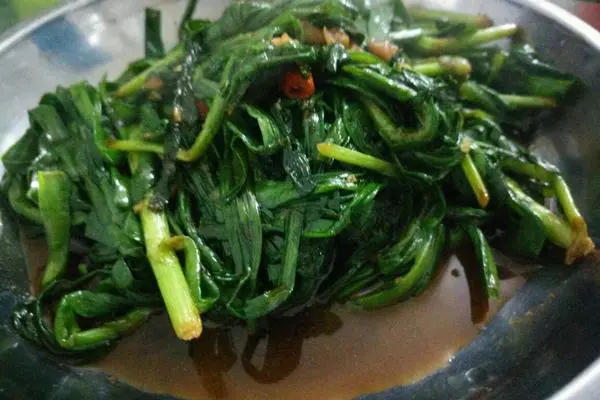 辣炒韭菜
