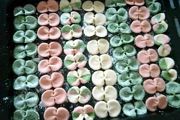 蔬菜蝴蝶面