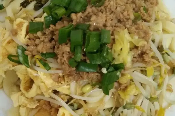 手擀面之拌面