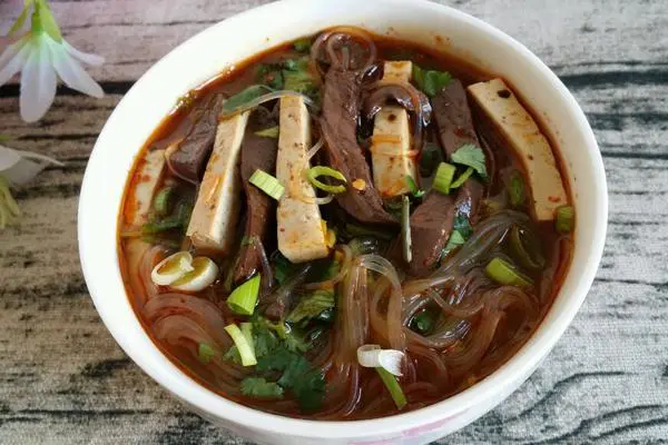 粉汤牛血