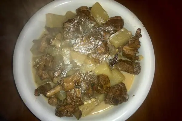 白萝卜炖鸭肉