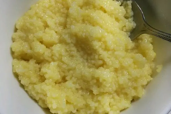 黄灿灿小米饭