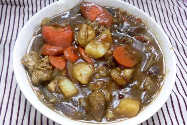 咖喱土豆鸡