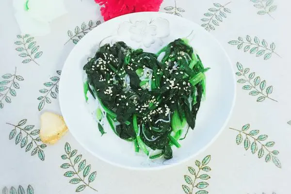 粉丝拌菠菜