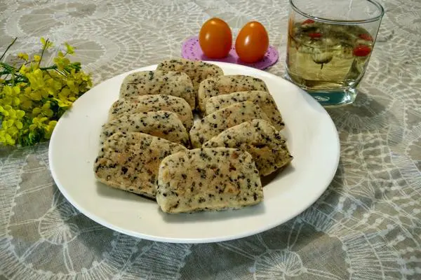  核桃黑芝麻饼干