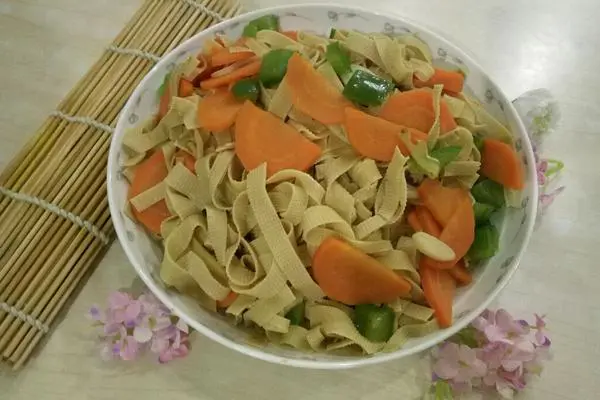 素炒千张