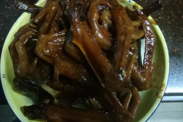 卤鹅掌翼
