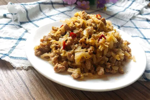 肉末炒酸菜