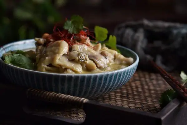 酸菜鲈鱼