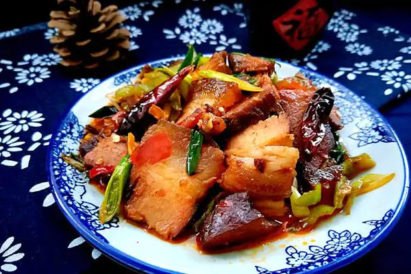 回锅腊肉