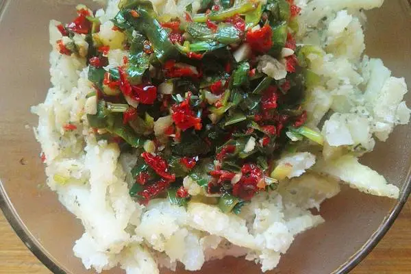 土豆疙瘩(关中小吃)r