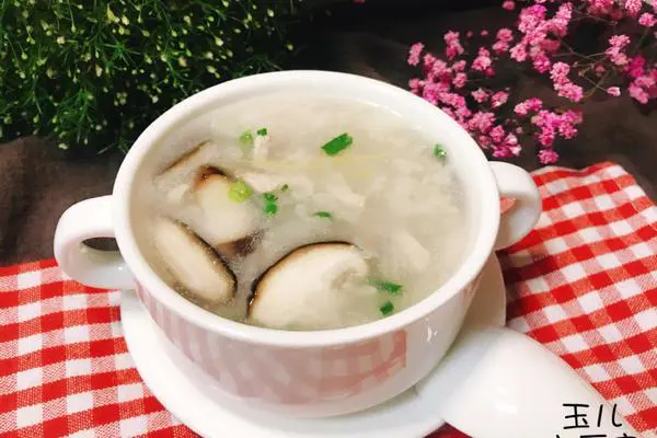 粤式-香菇瘦肉粥