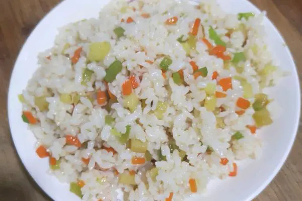胡萝卜炒饭