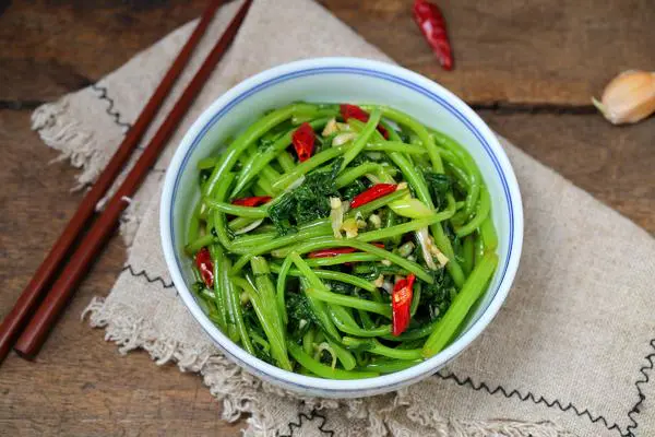 凉拌茼蒿