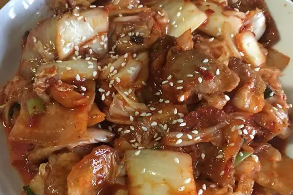 五花肉炒辣白菜