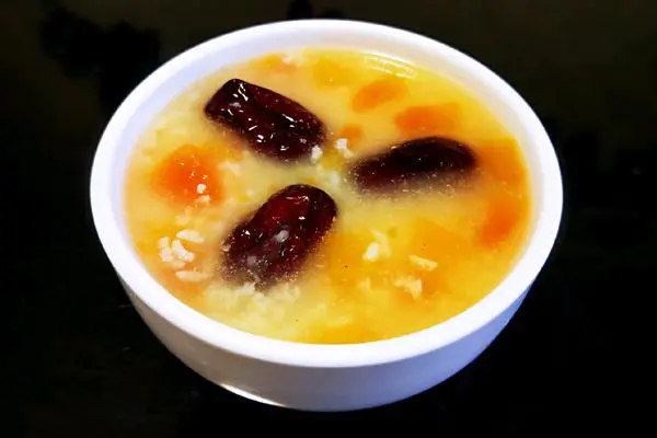 木瓜红枣养颜粥(经期调理）