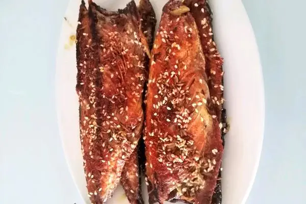 香煎孜然青鱼