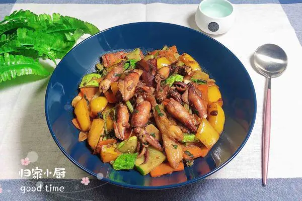 酱爆笔管鱿鱼（10分钟快手菜）