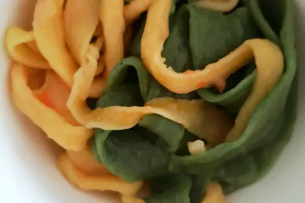 营养蔬菜手工拉面