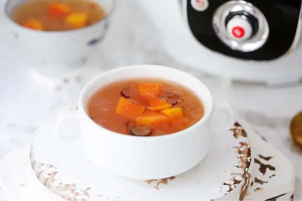 木瓜银耳养颜羹