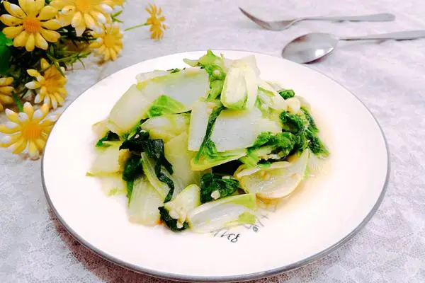 蒜香小白菜