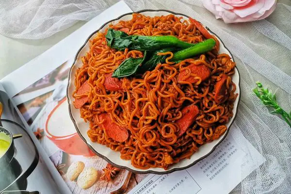 巨好吃的炒泡面