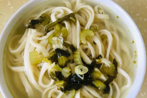 芹菜浆水面